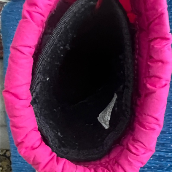 The North Face girls size 2 Alpenglow winter boots Fuchsia and Charcoal - Picture 10 of 10
